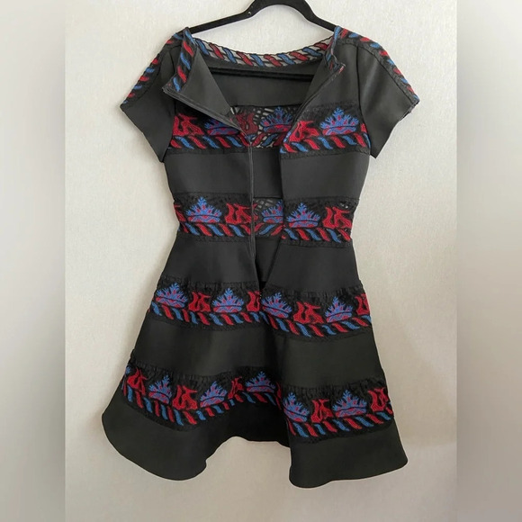 Embroidered lace structured  cap sleeves party dance cocktail dress Sz XS - Picture 6 of 11